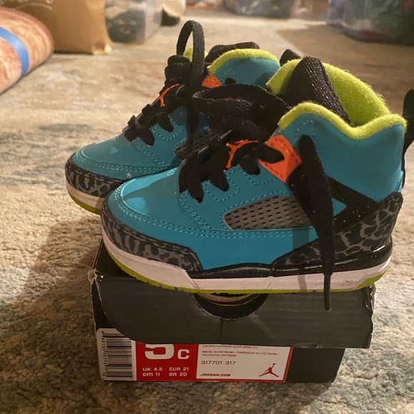 JORDAN SPIZ'IKE DUSTY CACTUS' SIZE 5C - Picture 1 of 4